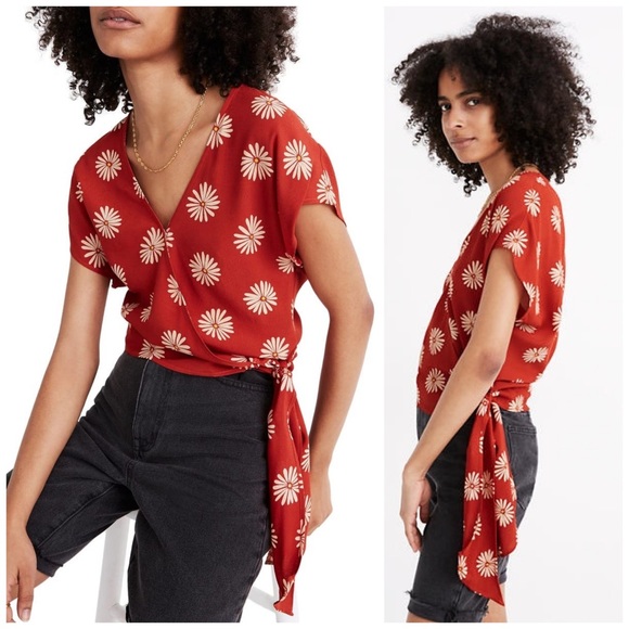 Madewell Tops - Madewell Sash-Tie Wrap Top in Daisy Daydream NWT
